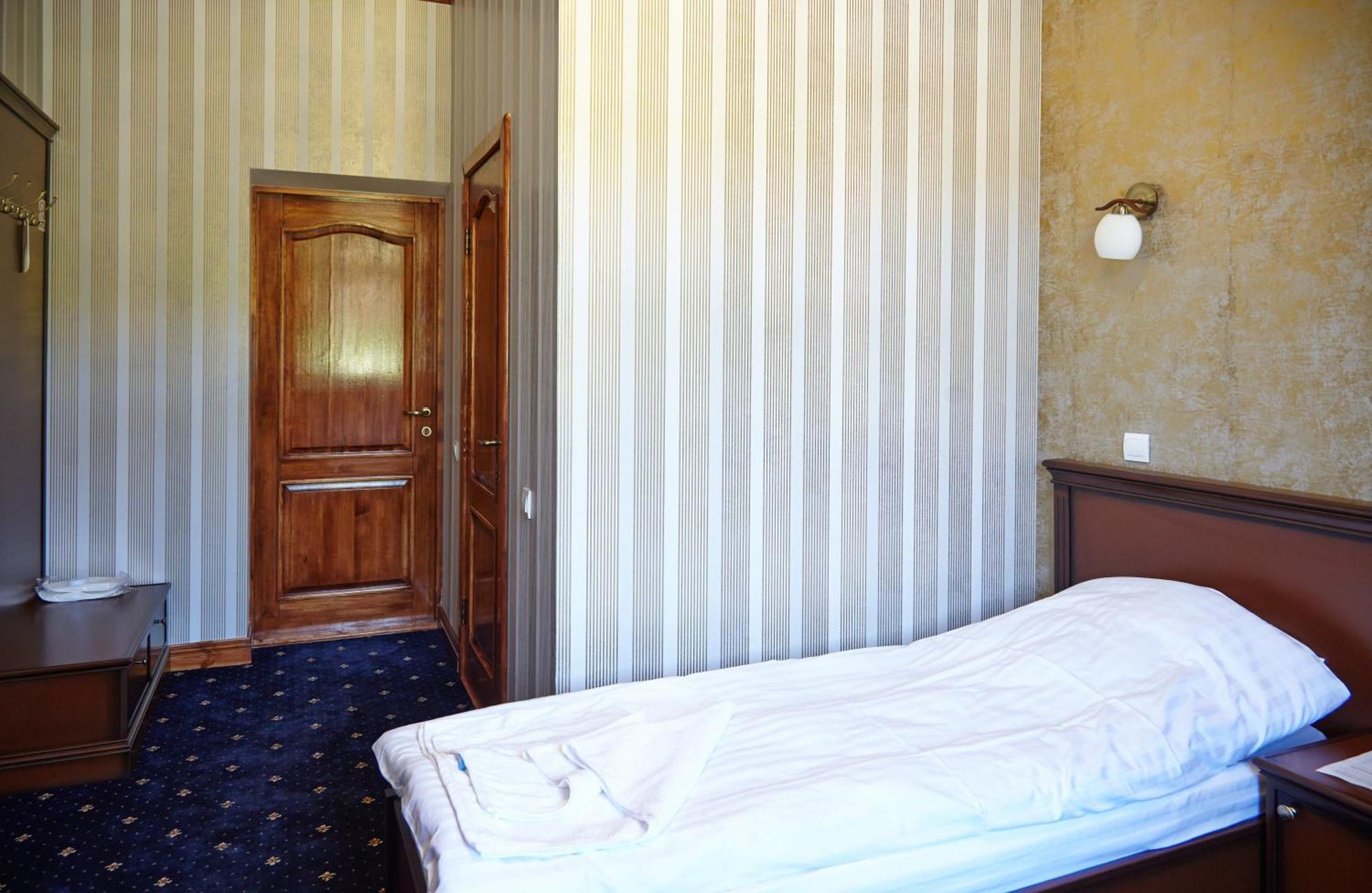 Carivka Hotel Zimmer foto